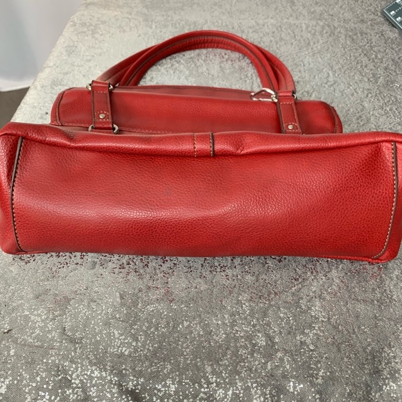 Red Relic Bag - Picture 7 of 7